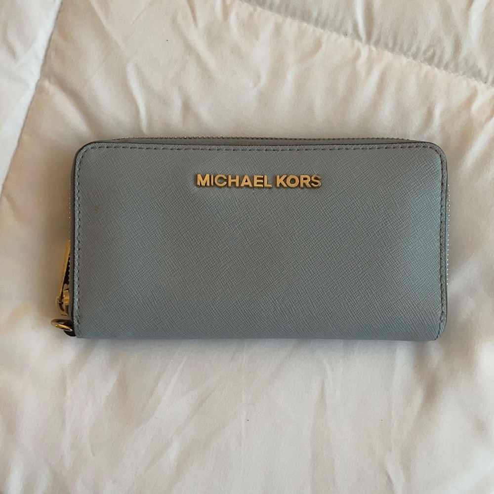 Michael Kors wristlet wallet